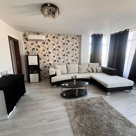 Sunset Holiday Home Bucharest Luaran gambar