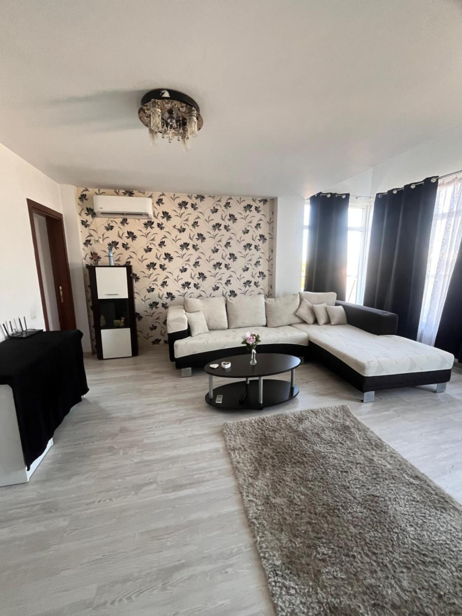 Sunset Holiday Home Bucharest Luaran gambar